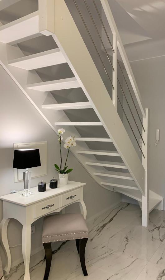 Leo Royal Apartament Pobierowo Esterno foto