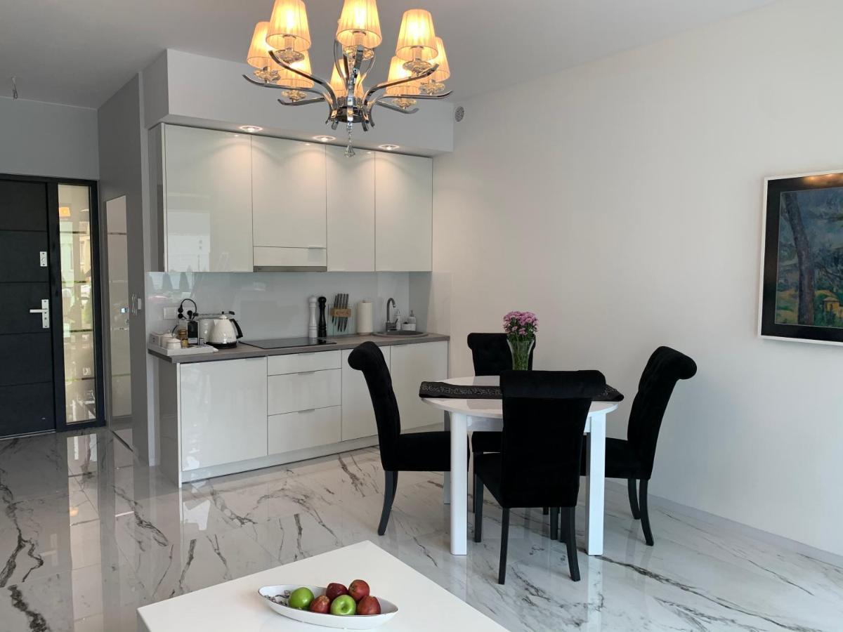 Leo Royal Apartament Pobierowo Esterno foto